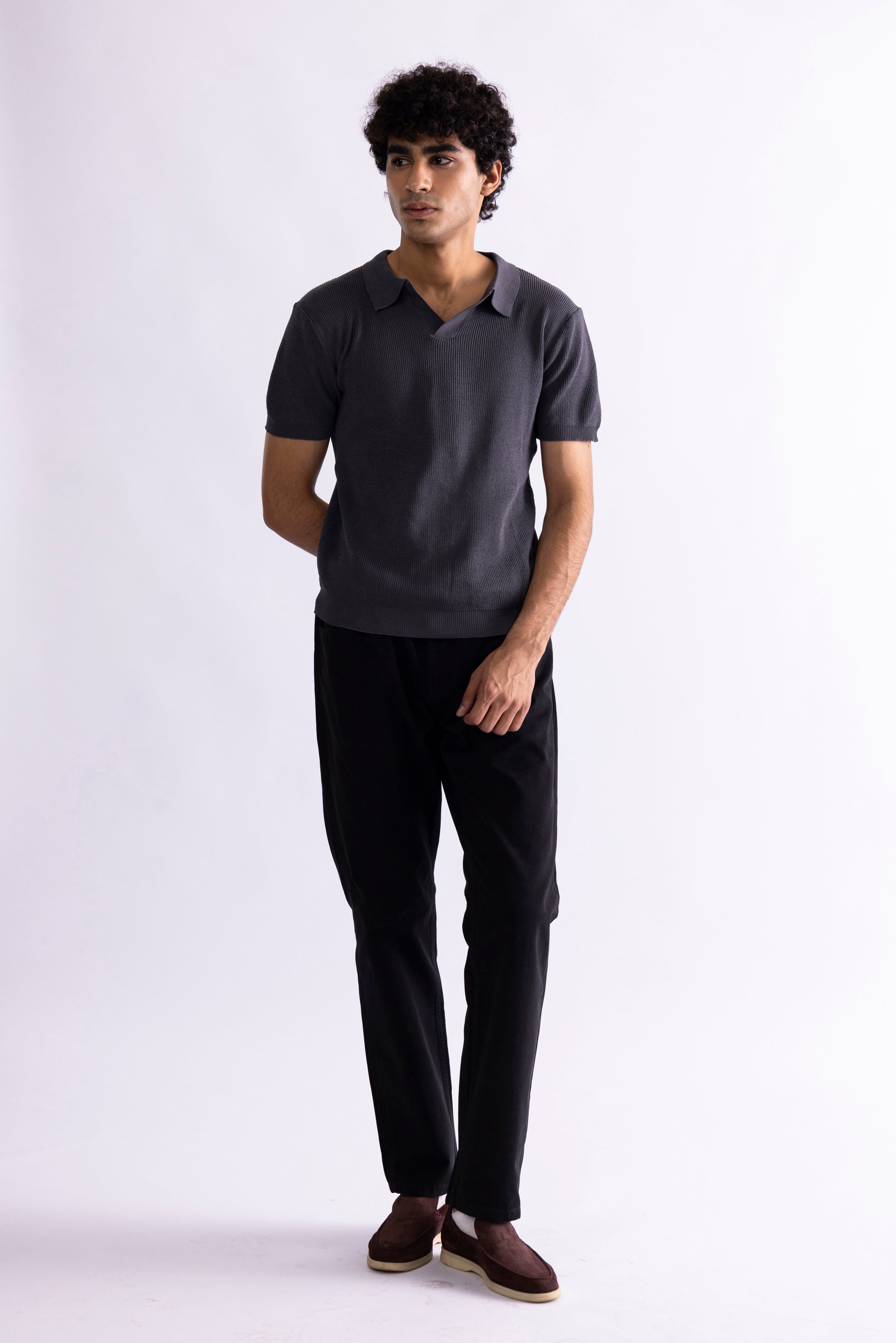 #Color_charcoal grey