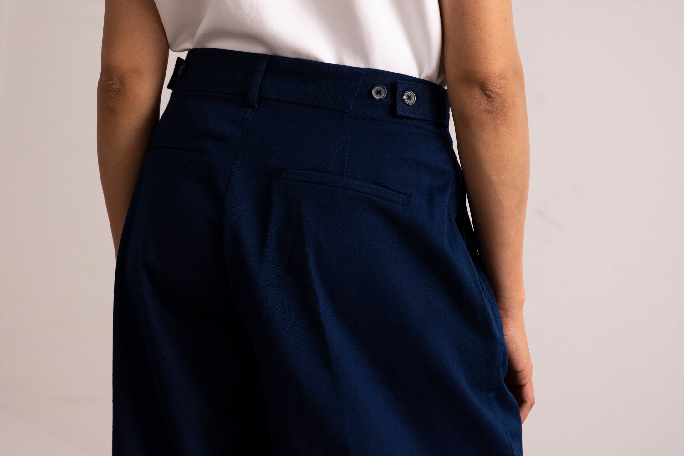 WIDE-LEG CHINO