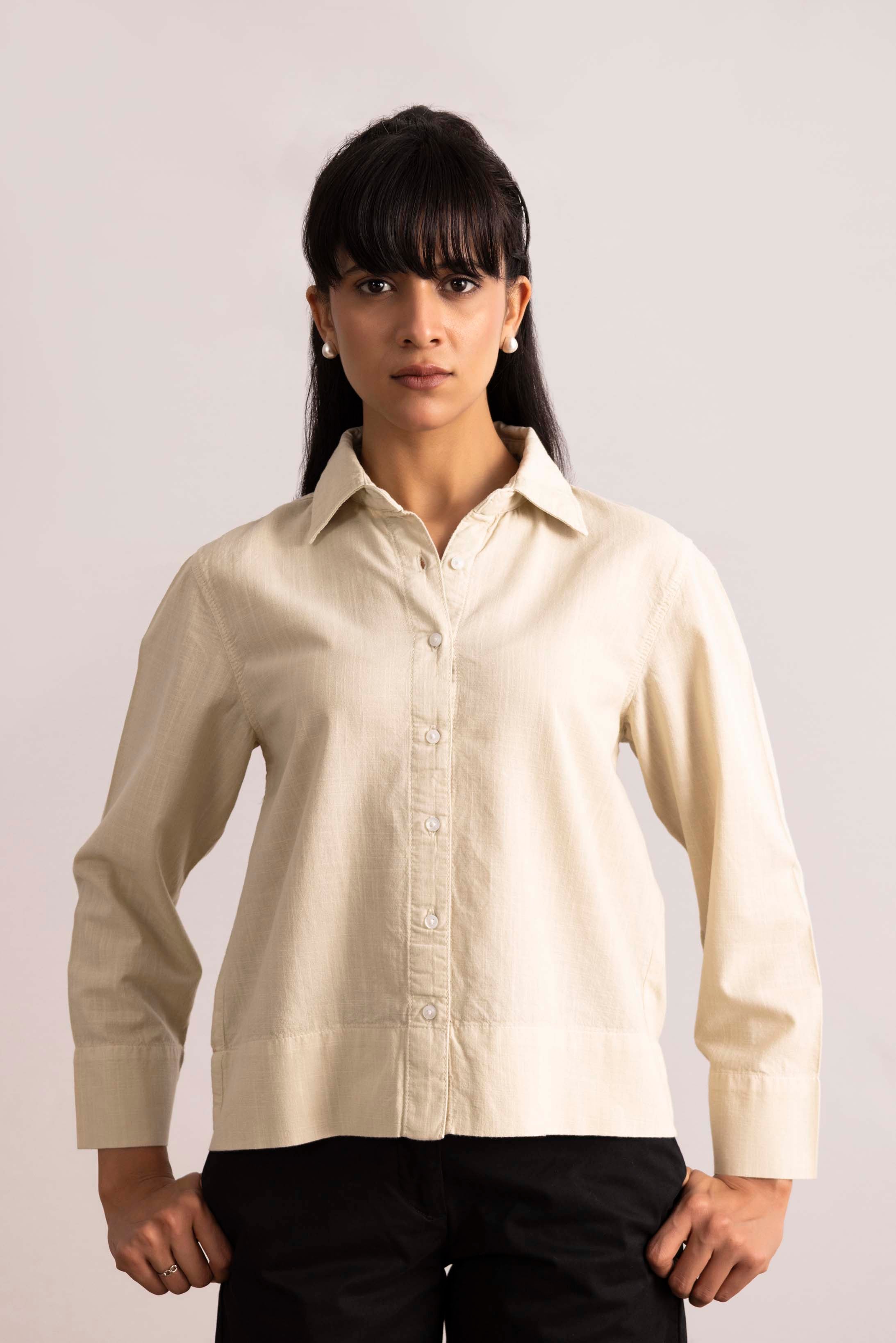 CROPPED BUTTON UP SHIRT