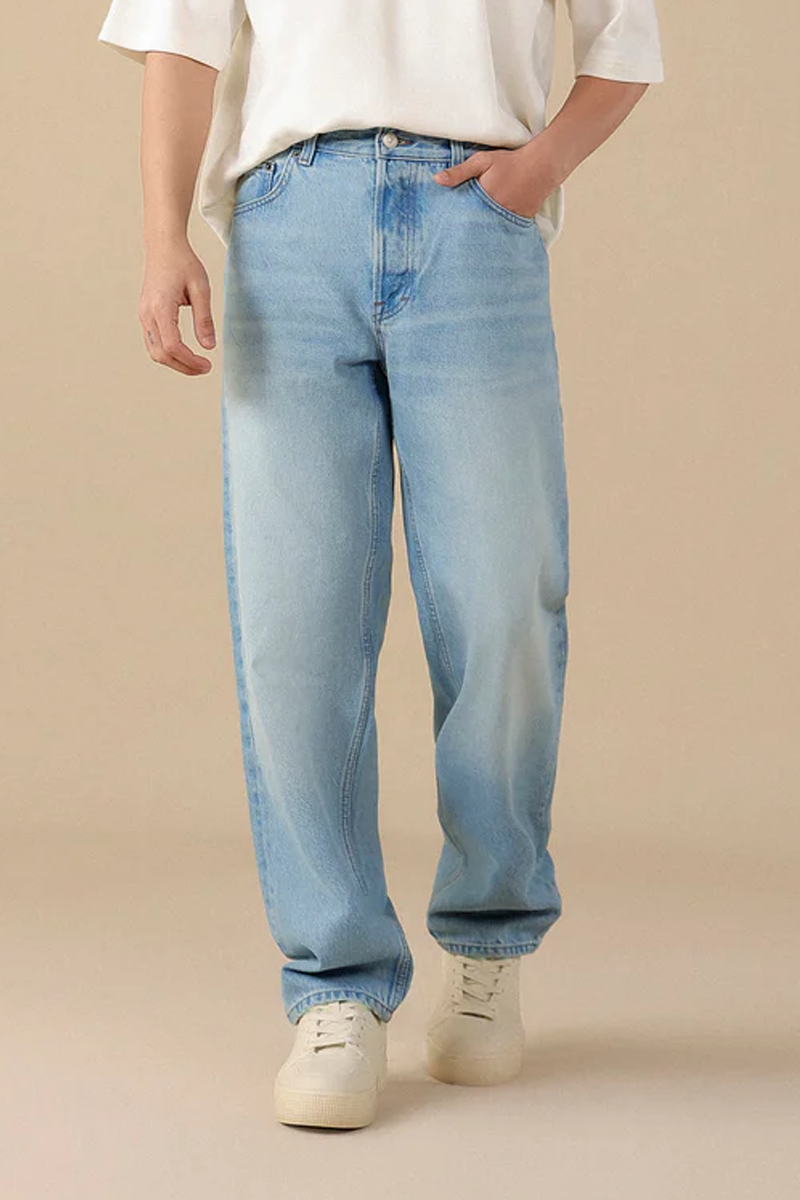 Straight Fit Jeans