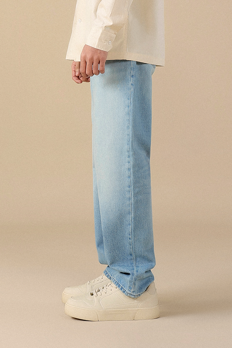 Straight Fit Jeans