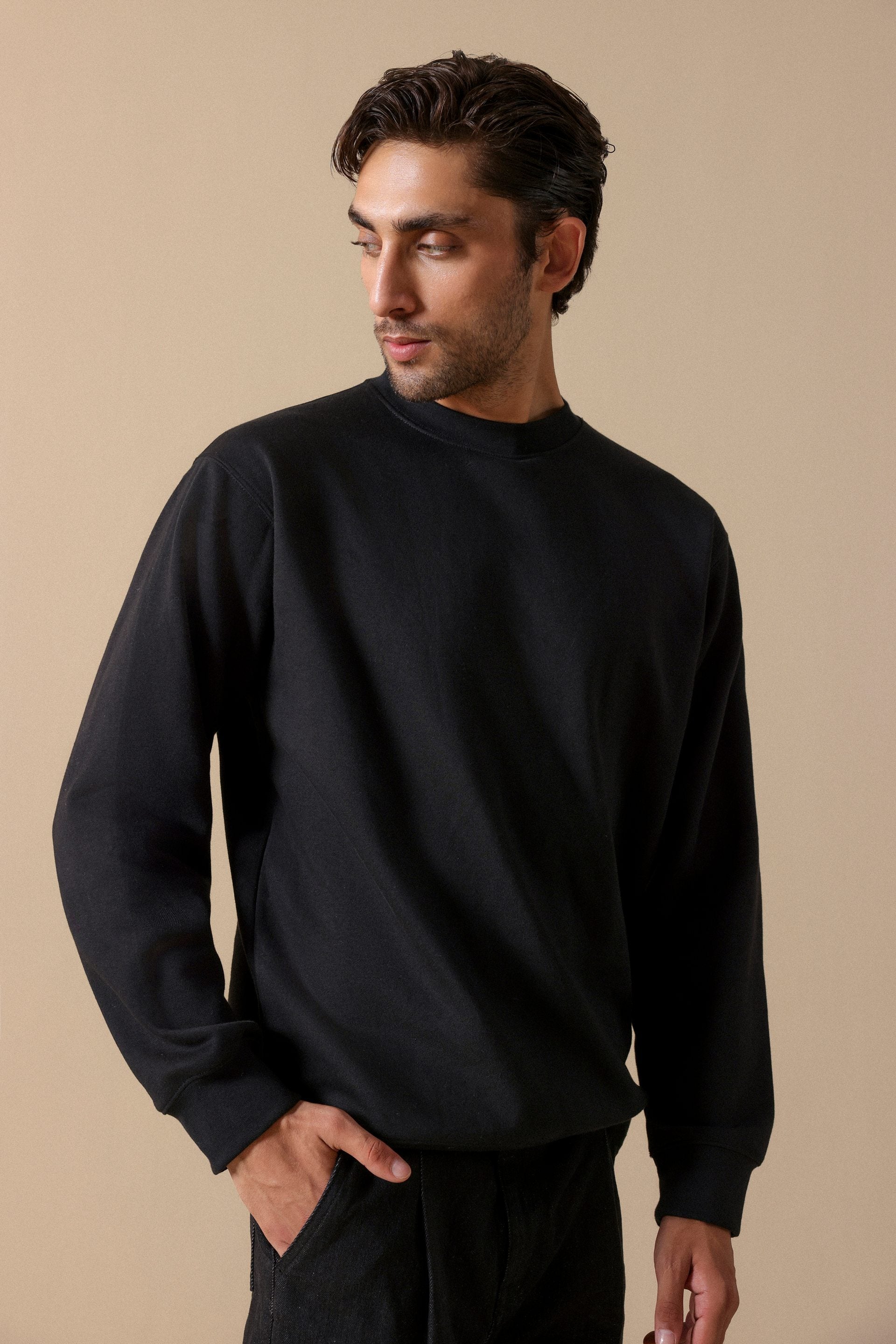 black sweatshirt for men #Color_Black